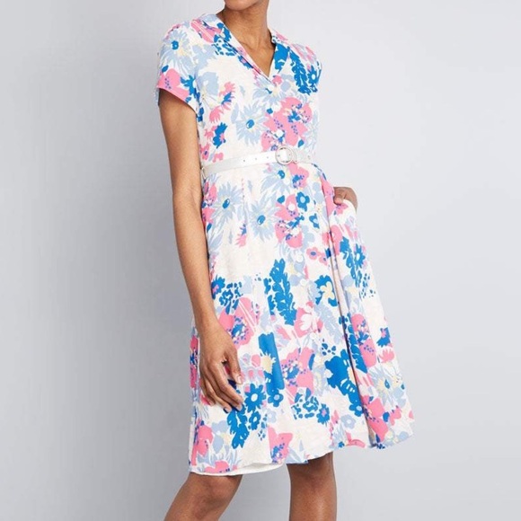 ModCloth Button Down Shirt Dress Pink and Blue Floral Knee Length size Medium - Picture 1 of 16